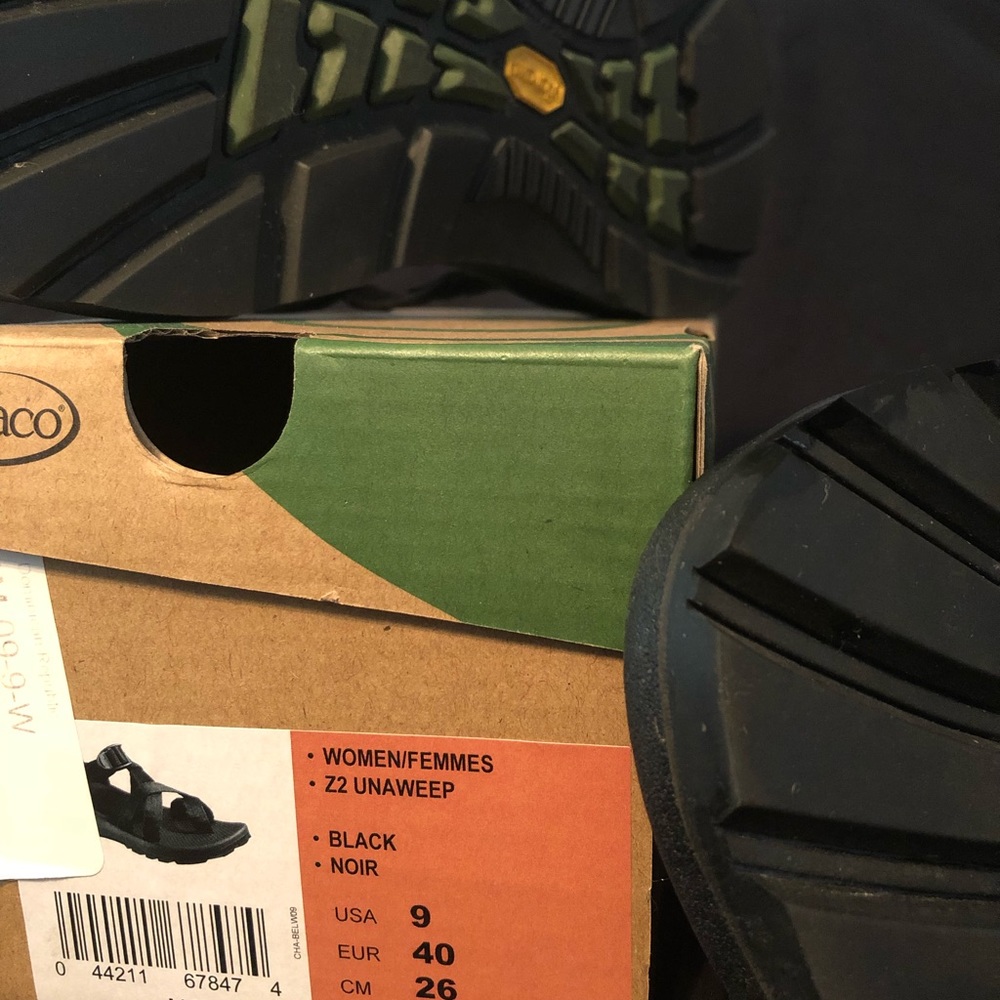 Chaco women’s z2  size 9 wide